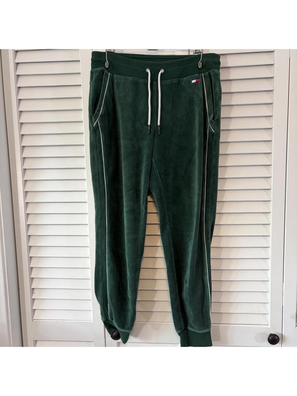Tommy Hilfiger Women's Green Joggers